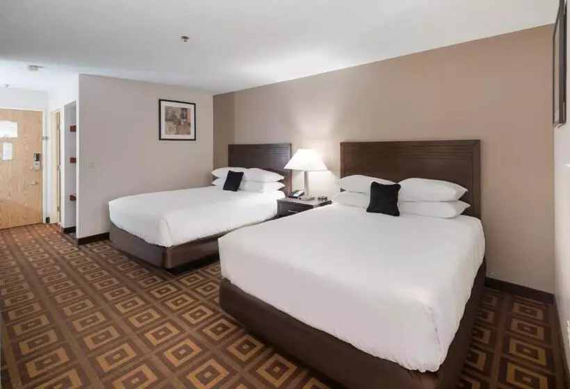 スイート（家族用）, Red Lion Inn & Suites Kennewick Tri Cities