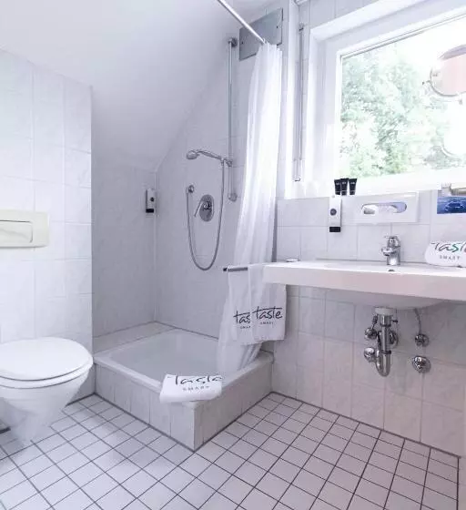 Standard Yhden Hengen Huone, Taste Smart Hotel Backnang