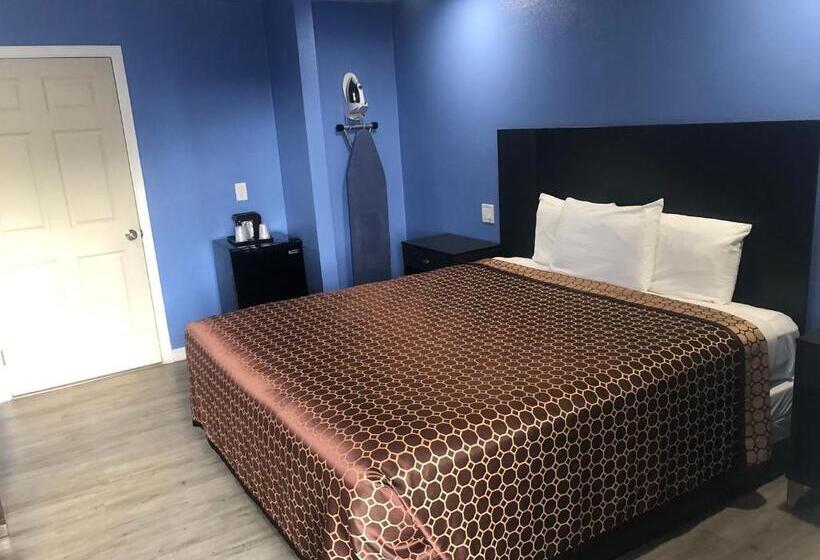 장애인을 위한 킹사이즈 침대 스탠다드 룸, The Monterey Fireplace Inn