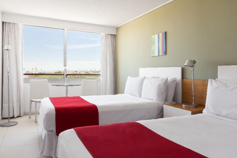 수피리어 룸, Uy Proa Sur