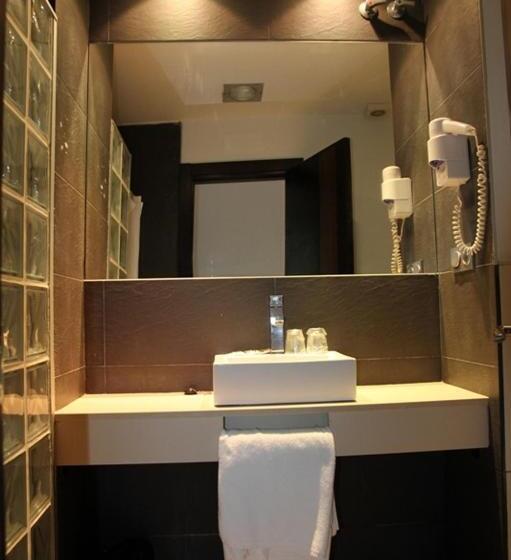 اتاق استاندارد, Hostal Central