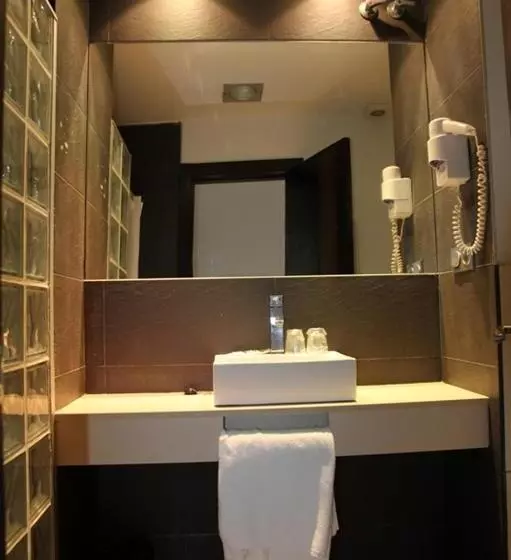 اتاق استاندارد, Hostal Central