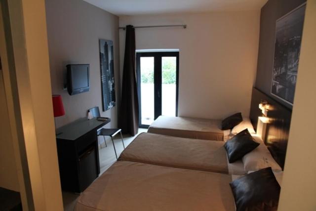 اتاق استاندارد سه نفره, Hostal Central