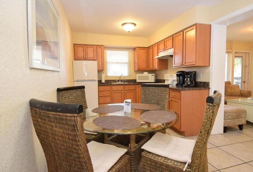 Suite 2 Sypialnie, A Beach Retreat On Casey Key