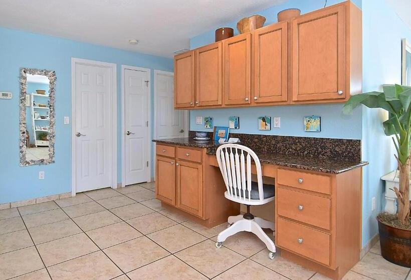 3 Bedroom Suite, A Beach Retreat On Casey Key