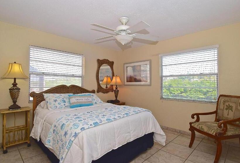 3 Bedroom Suite, A Beach Retreat On Casey Key