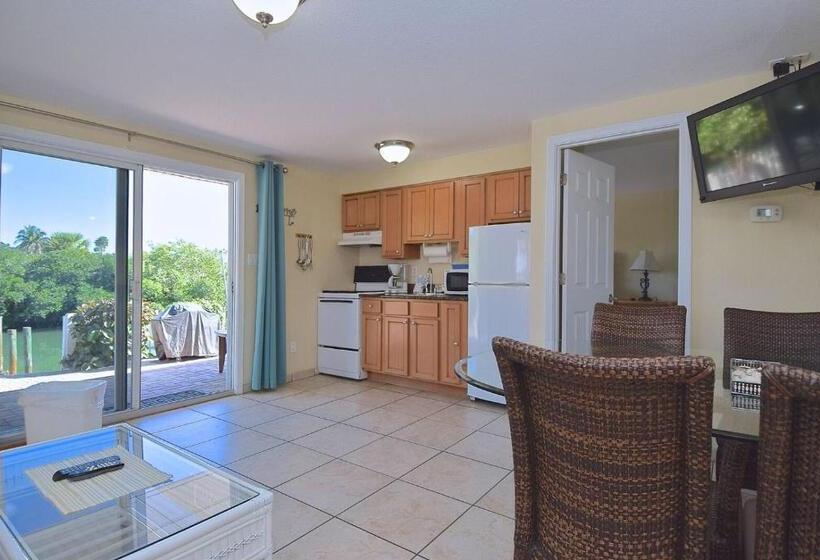 Suite, A Beach Retreat On Casey Key