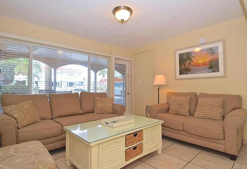 Suite 2 Sypialnie, A Beach Retreat On Casey Key