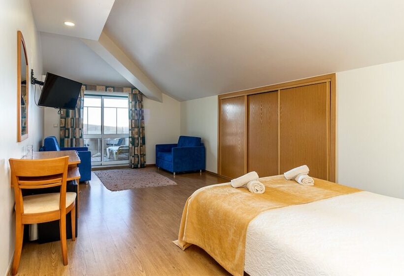 جناح عائلي, Albergaria Pedra D'ouro