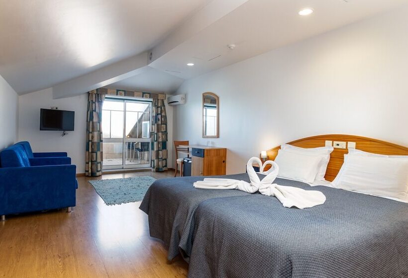 جناح عائلي, Albergaria Pedra D'ouro