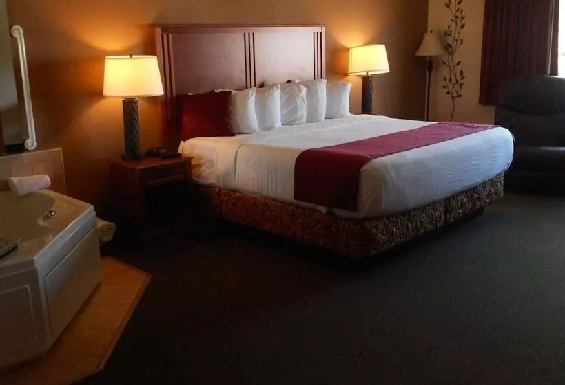 デラックススイート, Americinn By Wyndham Mcalester