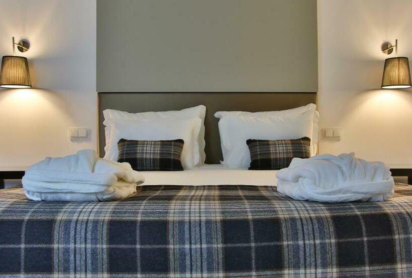 一楼标准间, Delfim Douro