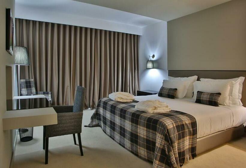 一楼标准间, Delfim Douro