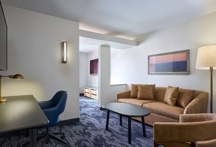 Номер Стандарт 2 Двуспальные Кровати, Fairfield Inn And Suites By Marriott Winchester