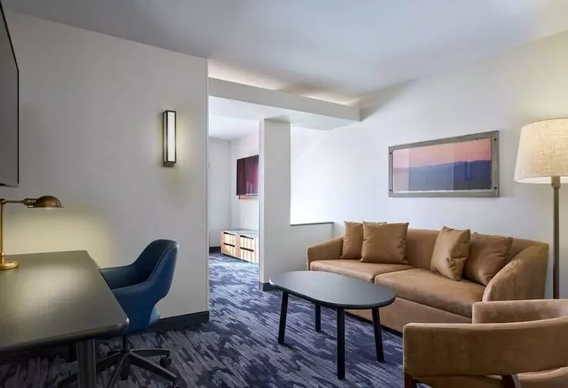 ２ダブルベッドのスタンダードルーム, Fairfield Inn And Suites By Marriott Winchester