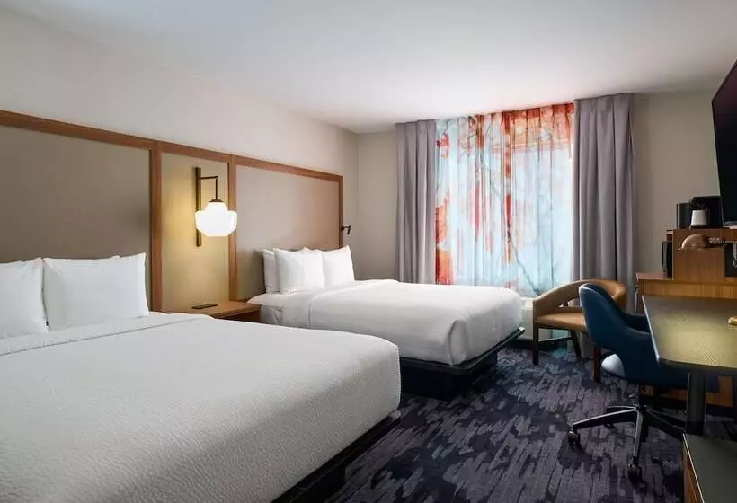２ダブルベッドのスタンダードルーム, Fairfield Inn And Suites By Marriott Winchester