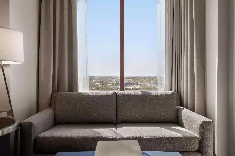 キングサイドベッドのスタンダードワンルーム, Homewood Suites By Hilton University City