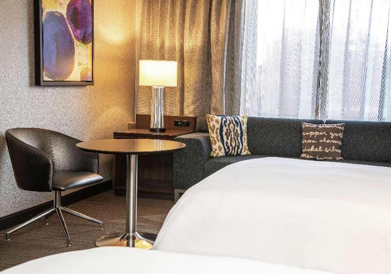 جناح لذوى الاحتياجات الخاصة, Homewood Suites By Hilton University City