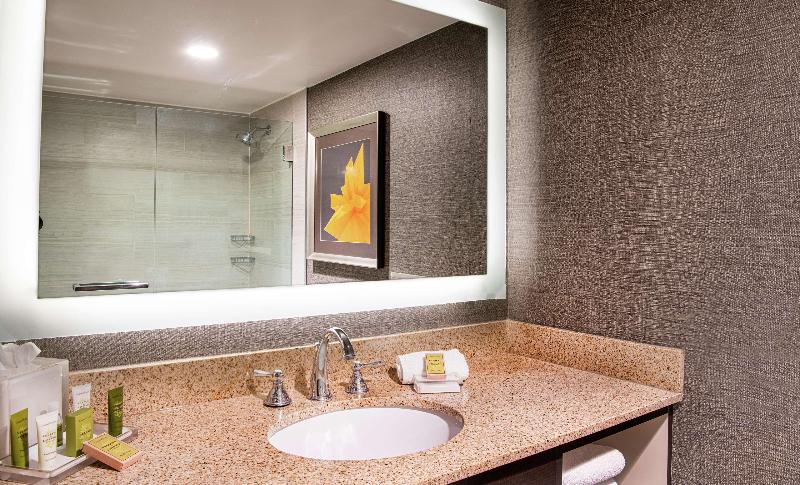 جناح لذوى الاحتياجات الخاصة, Homewood Suites By Hilton University City