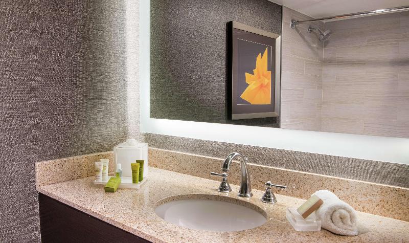 جناح لذوى الاحتياجات الخاصة, Homewood Suites By Hilton University City