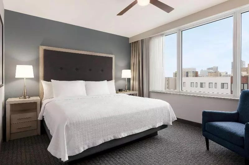 キングサイズベッドのスイートルーム, Homewood Suites By Hilton University City