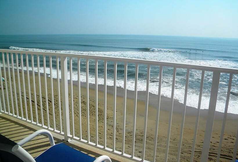 غرفة قياسية سرير ملكى, The Sea Ranch Resort