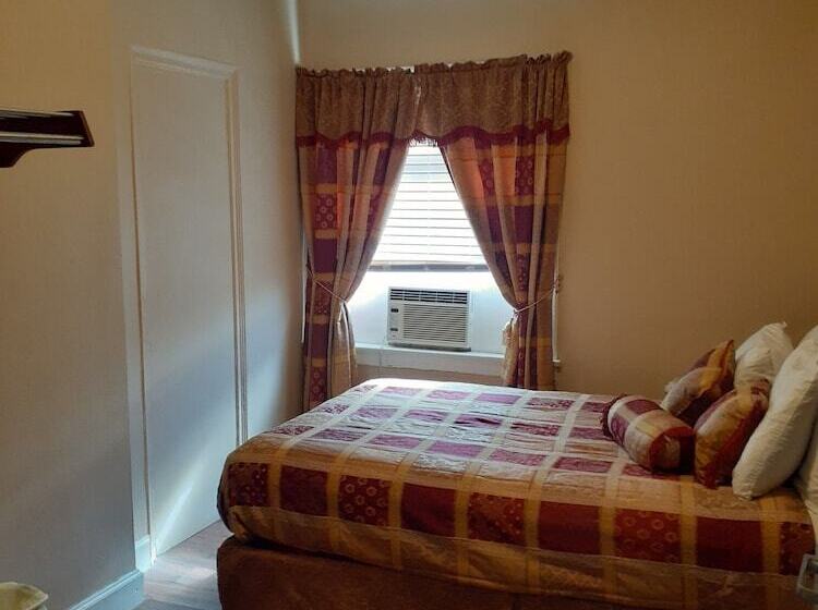 이코노미 룸, Tioga Extended Stay