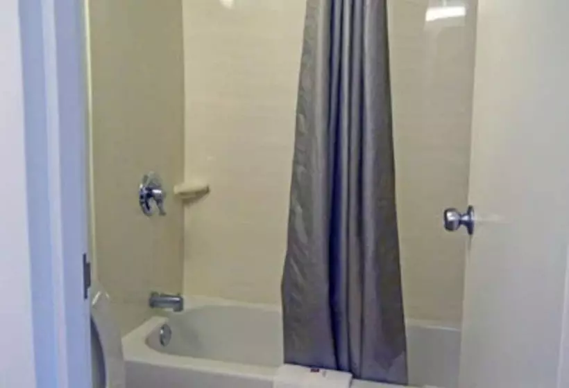身障者適用ダブルベッド付きスタンダードルーム, Motel 6york, Pa  North