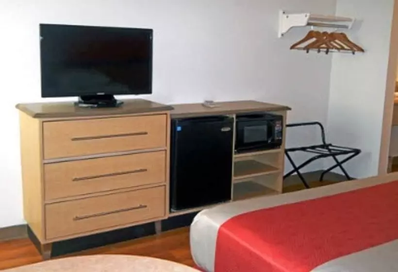 身障者適用ダブルベッド付きスタンダードルーム, Motel 6york, Pa  North
