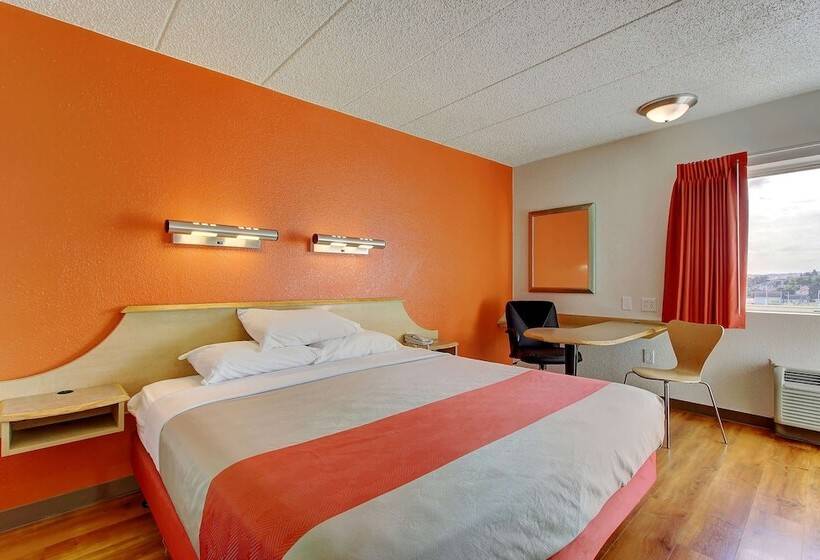장애인을 위한 더블 침대 스탠다드 룸, Motel 6york, Pa  North