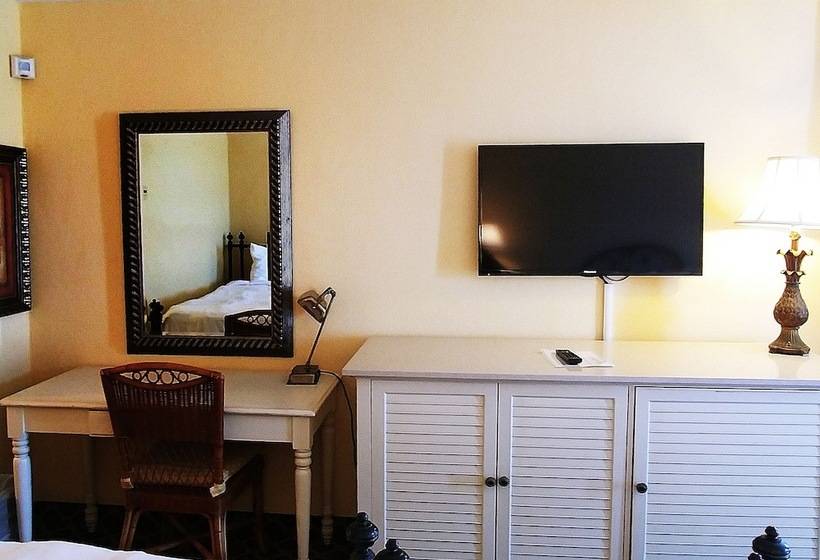 غرفه قياسيه سريرين مزدوجين, Emerald Shores Hotel   Daytona Beach