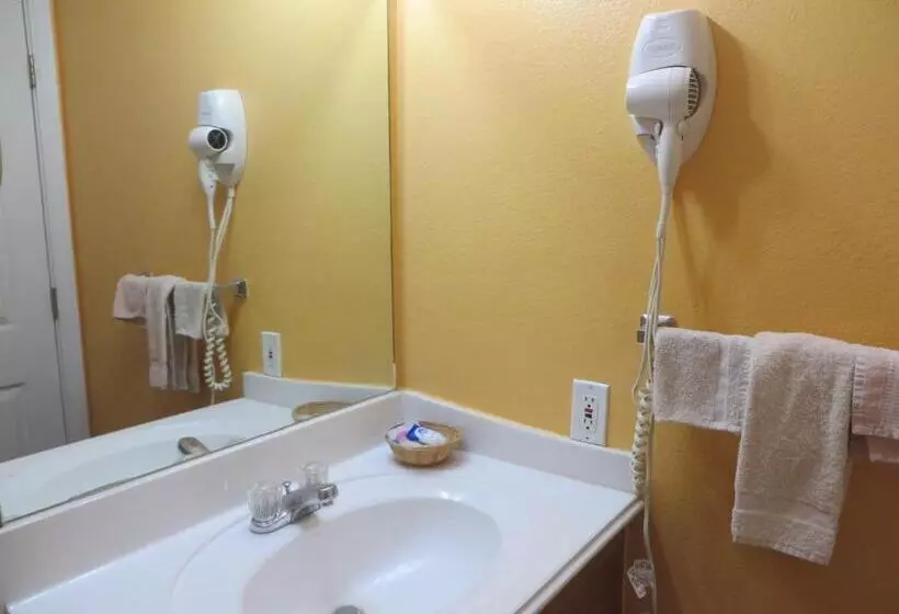 ２ダブルベッドのスタンダードルーム, Americas Best Value Inn Weatherford