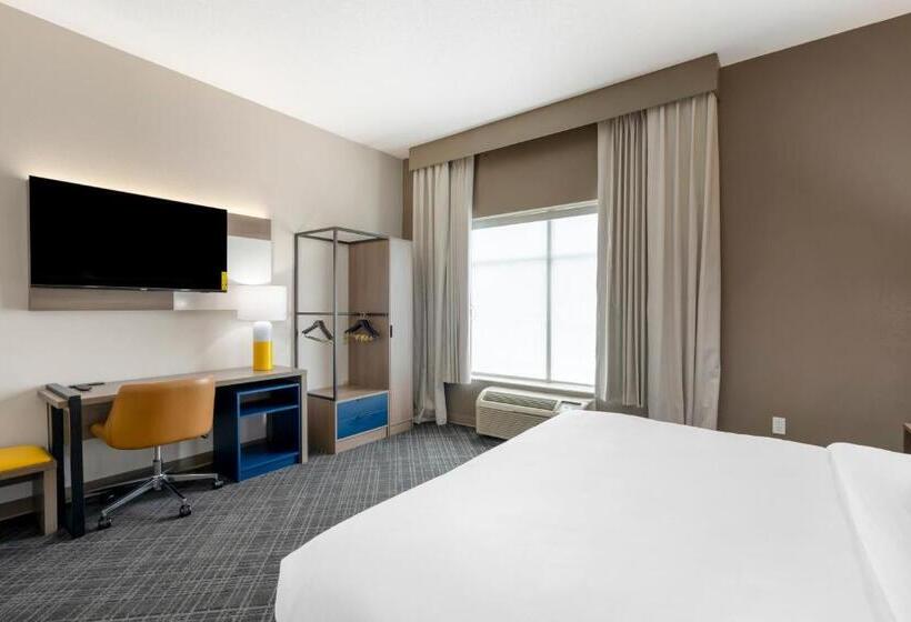 장애인을 위한 킹사이즈 침대 스탠다드 룸, Comfort Inn & Suites Hampton Near Coliseum