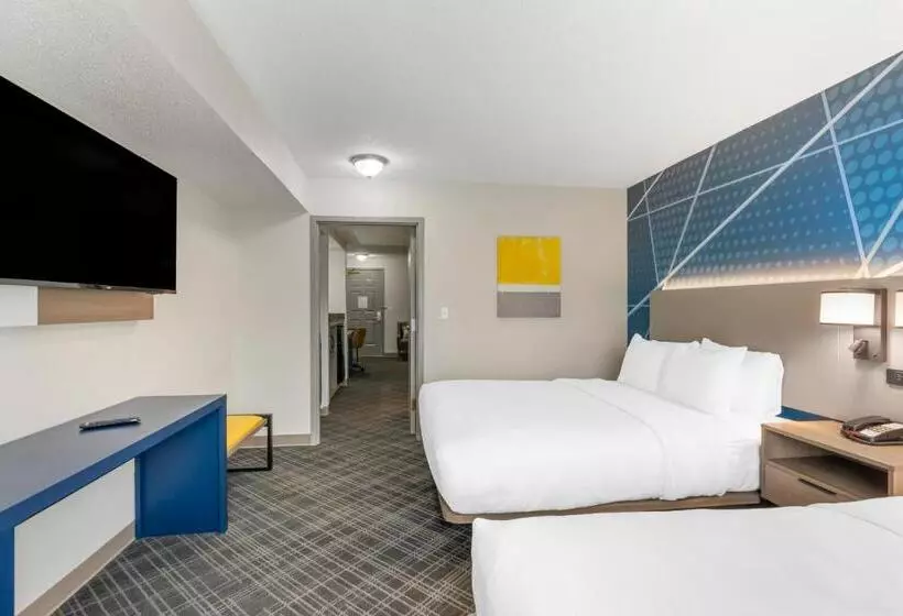スイート, Comfort Inn & Suites Hampton Near Coliseum