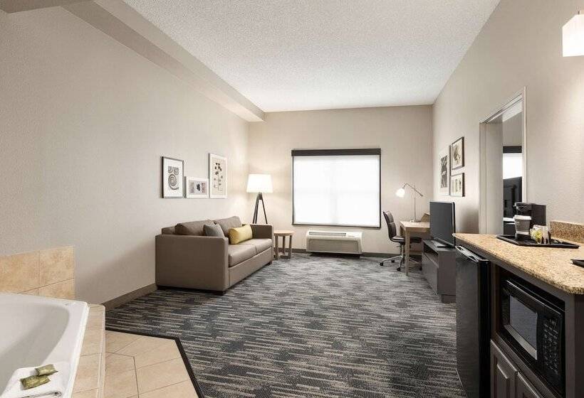 جناح مزود بجاكوزى, Country Inn & Suites By Radisson, Boise West   Meridian