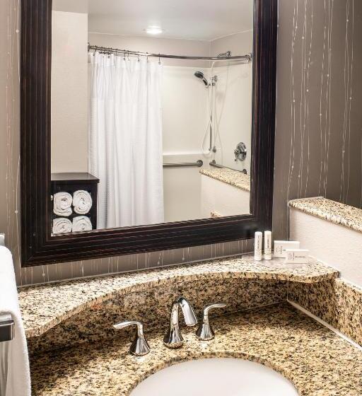 스탠다드 룸 킹사이즈 침대, Courtyard Jacksonville Orange Park
