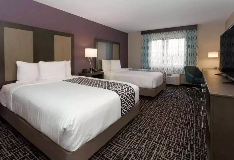 デラックスルーム, La Quinta By Wyndham Wichita Airport