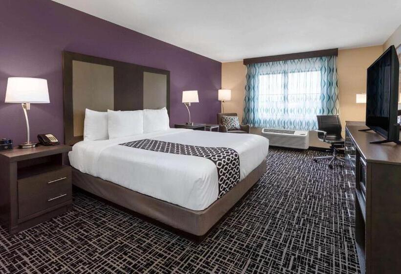 Pokój Typu Standard Łóżko King Przystosowany dla Osób Niepełnosprawnych, La Quinta By Wyndham Wichita Airport