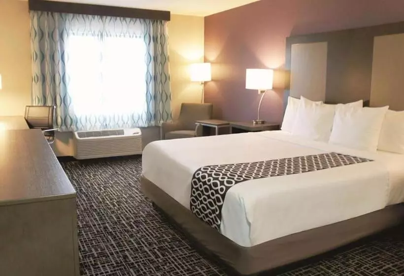 身障者適用スタンダードルーム, La Quinta By Wyndham Wichita Airport