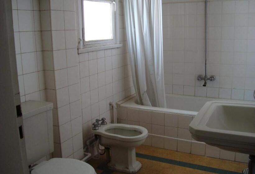 اتاق استاندارد سه نفره, Lotus Hotel Cairo