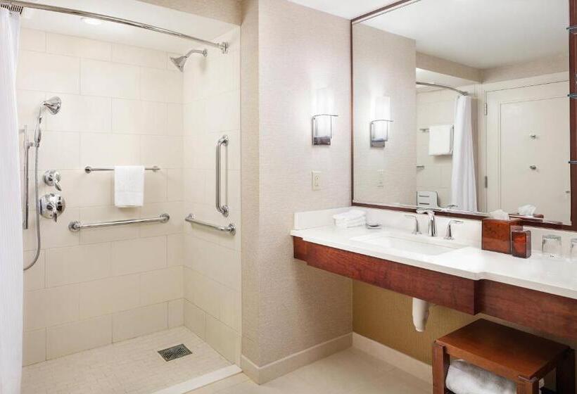 اتاق استاندارد, Milwaukee Marriott Downtown