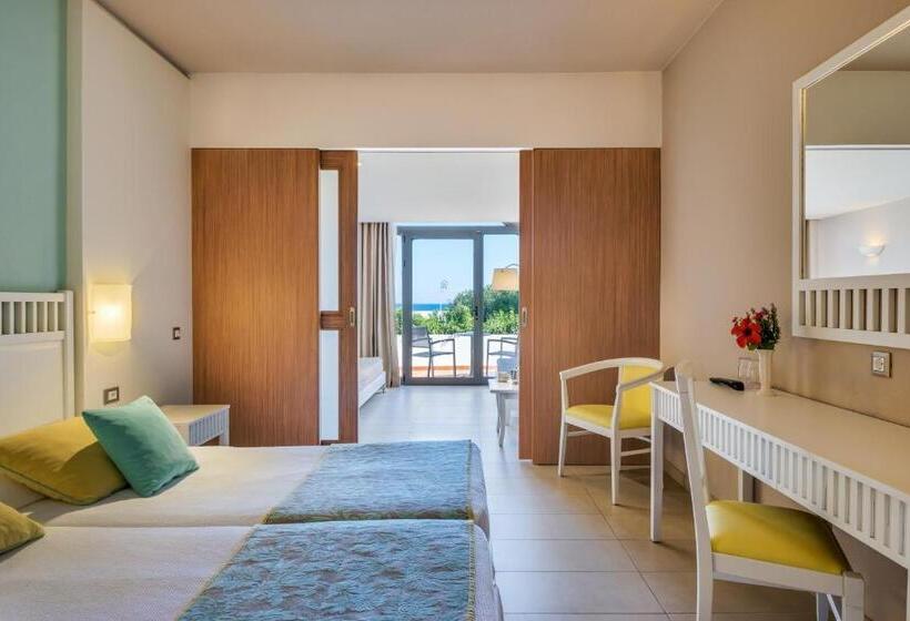 Семейный Номер Вид на Море, Porto Angeli