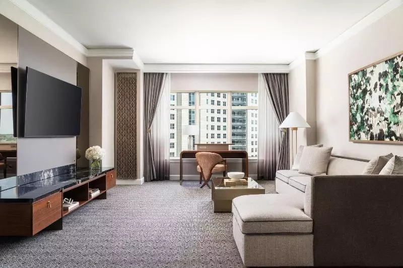 キングサイズベッドのデラックススイート, The Ritzcarlton, Dallas