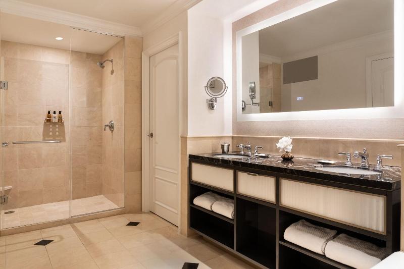 带大床的复式套间, The Ritzcarlton, Dallas