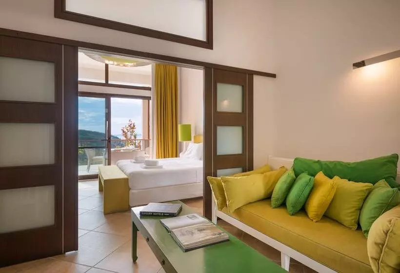 سوییت, Salvator Villas & Spa
