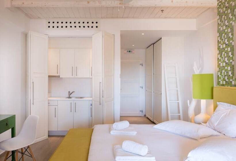 جناح, Salvator Villas & Spa