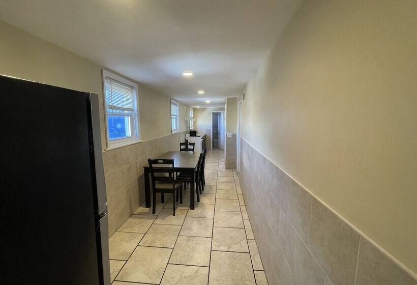 带3个卧室的公寓, Anchor Motel