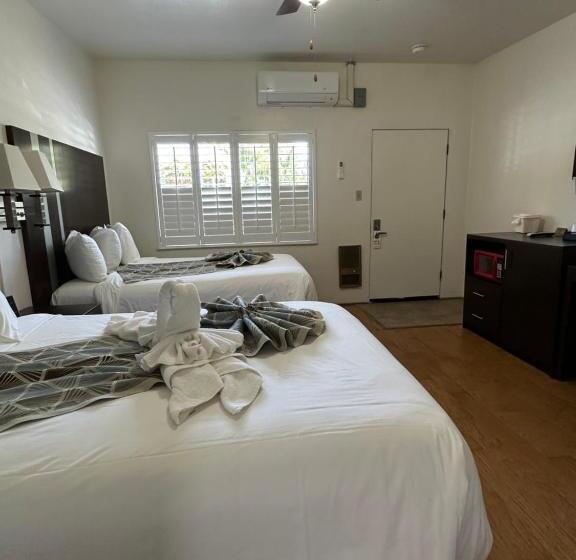 스탠다드 룸 더블 침대 2개, Cambria Palms Motel