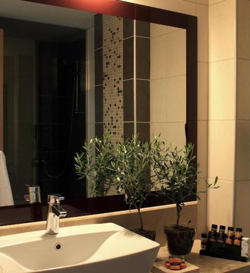 스탠다드 트리플 룸, Elektra Hotel & Spa