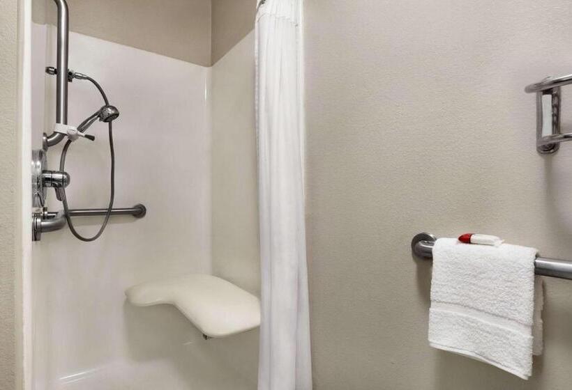 غرفة قياسية لذوى الاحتياجات الخاصة, Baymont By Wyndham Fremont